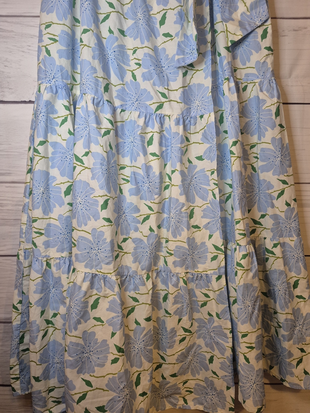Who What Wear Blue Floral Tiered Maxi Wrap Skirt Cottagecore Vacation Style M - Picture 6 of 12